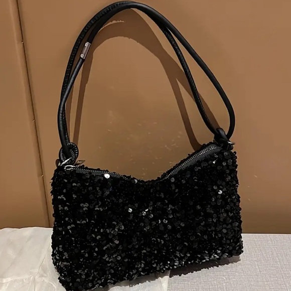 Chic Sequin Evening Bag - Picture 9 of 9